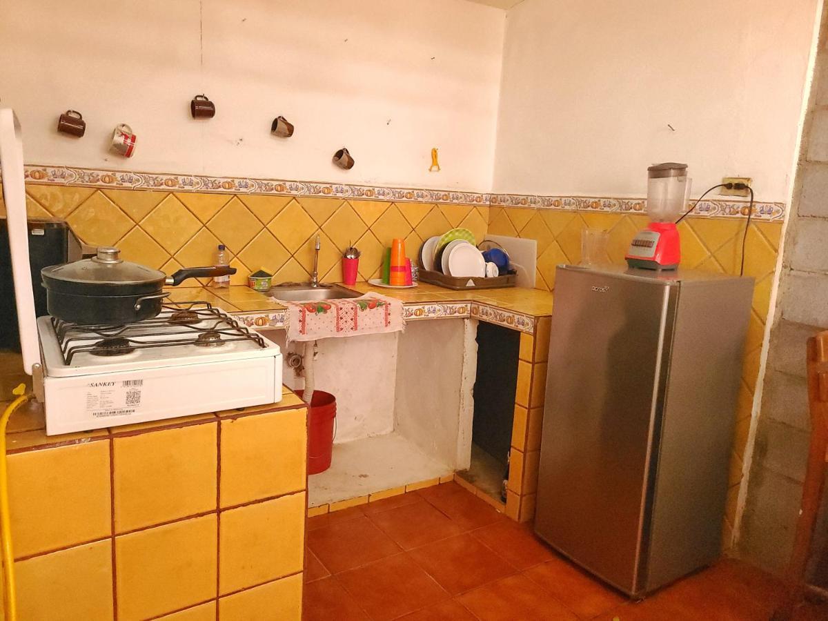 Hostel Rossy San Juan del Sur Bagian luar foto