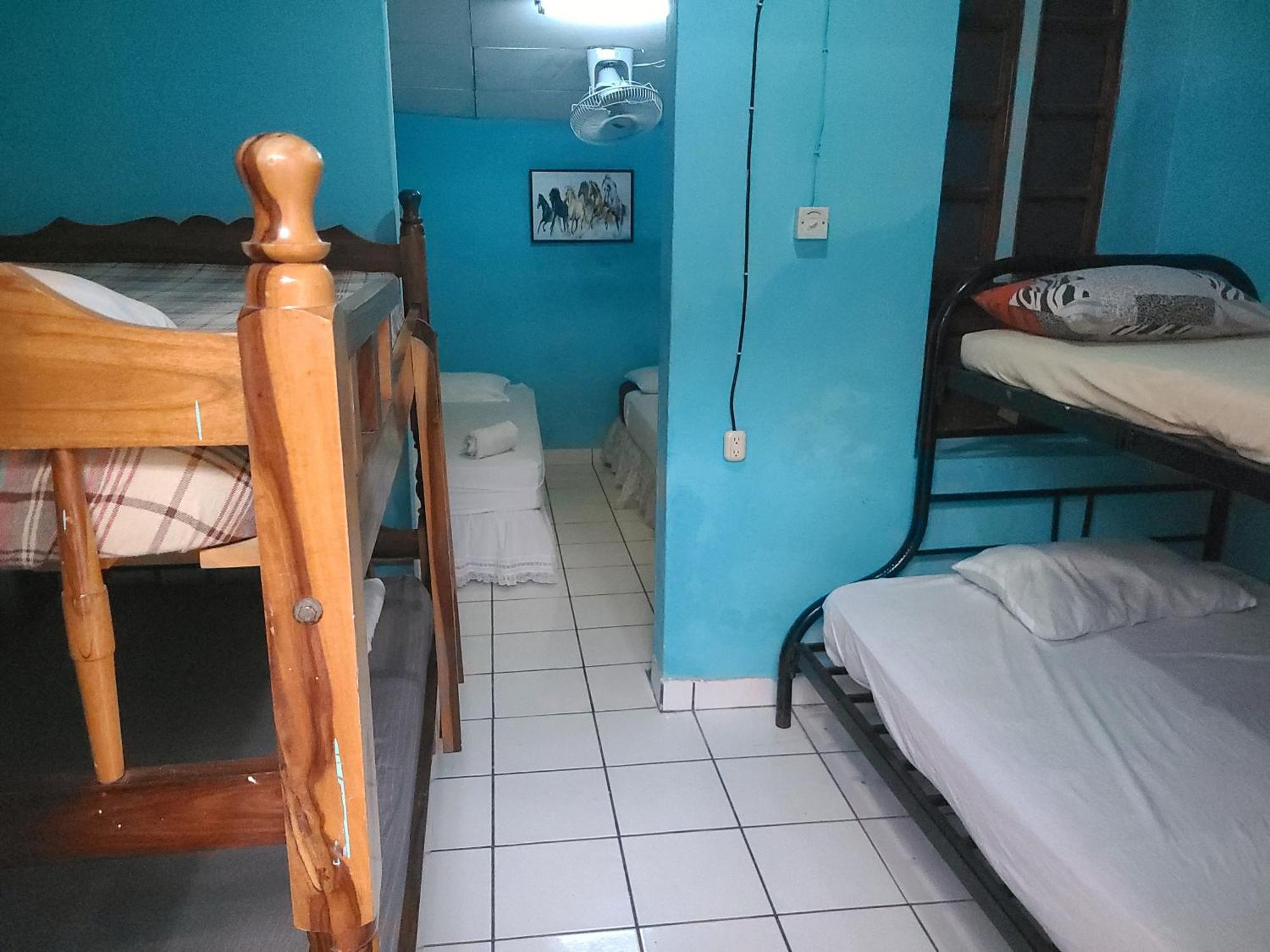 Hostel Rossy San Juan del Sur Bagian luar foto